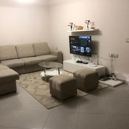Orest Apartment Vlore