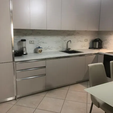 Apartment Orest *